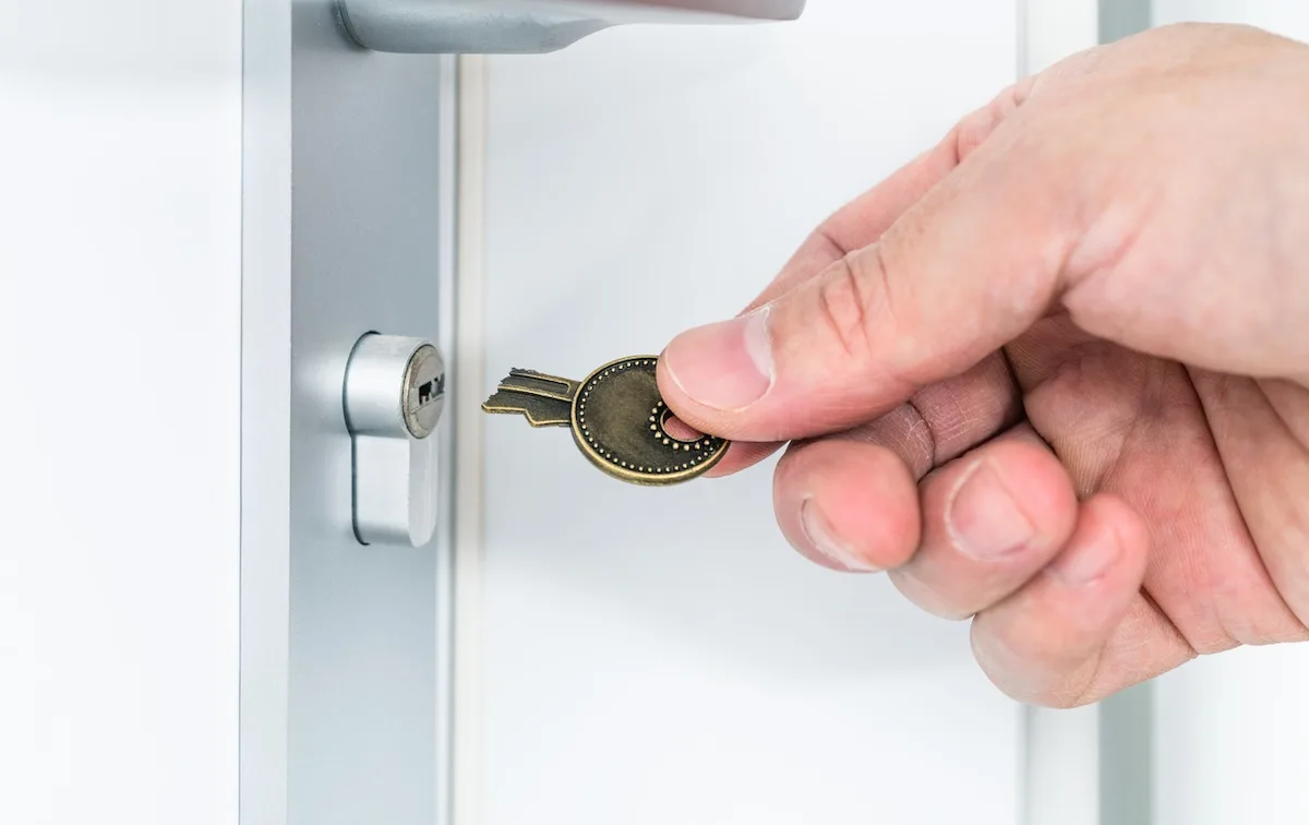 Apertura porta blindata senza danni — Pronto intervento Roma 24/7